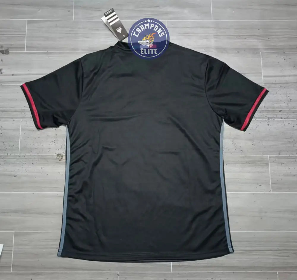 AC Milan 2016/17 Domicile