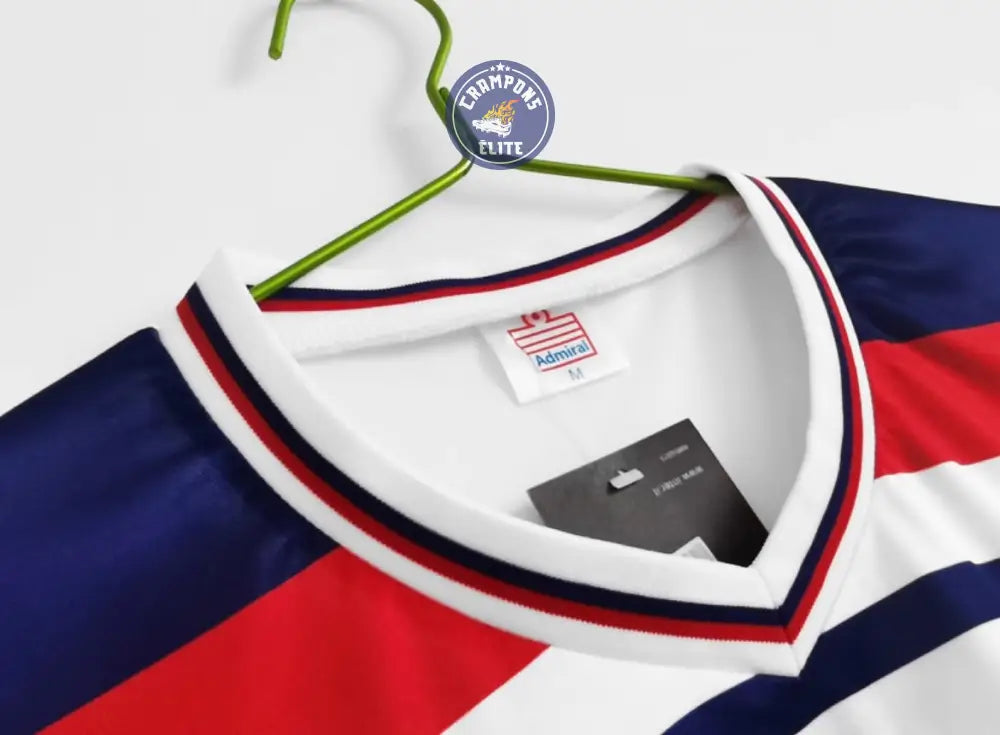 Angleterre 1982 Domicile