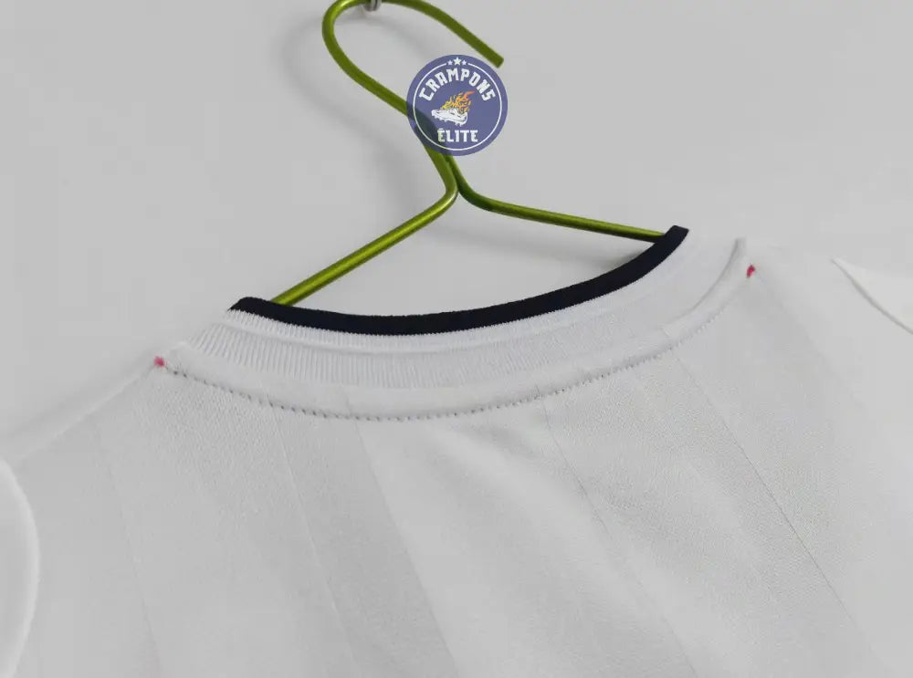 Image of Angleterre 2002 Domicile