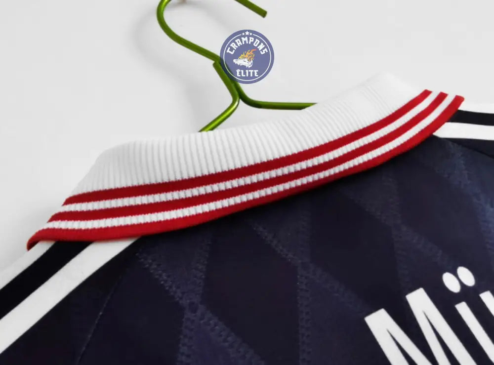 FC Bayern 1998/99 Domicile