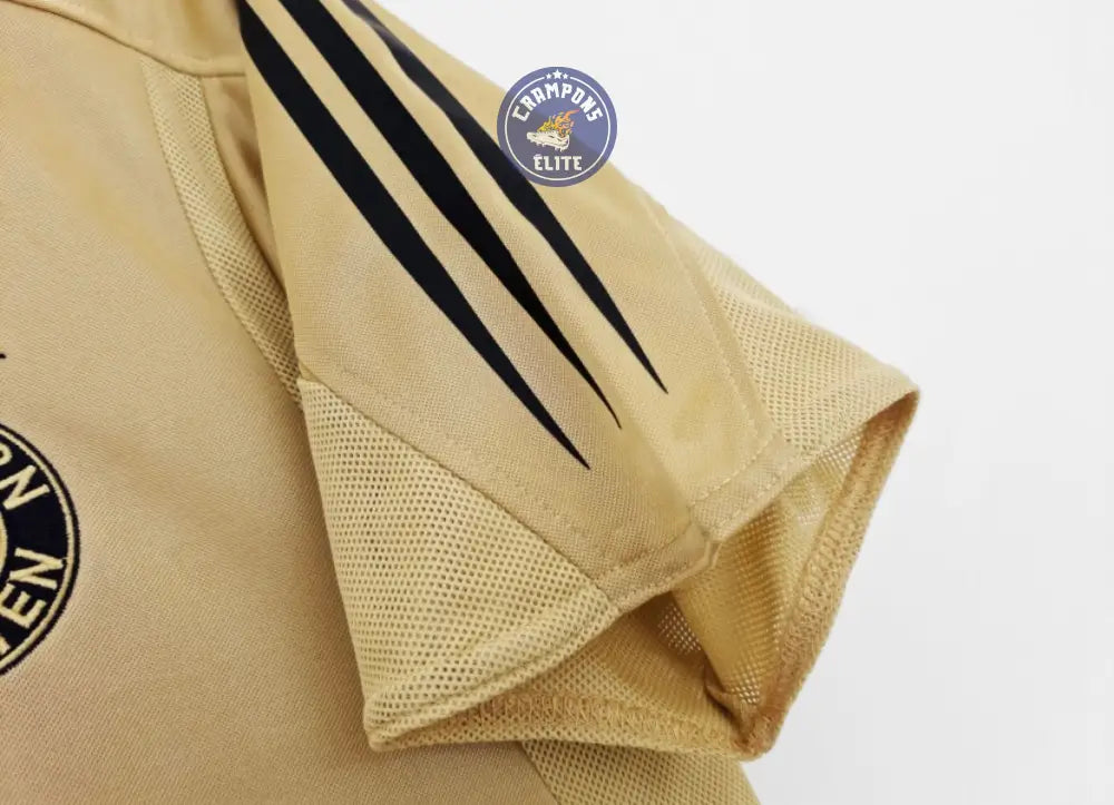 FC Bayern 2004/05 Extérieur