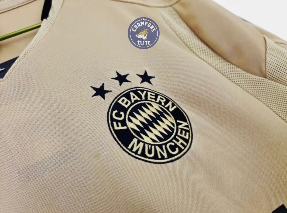 FC Bayern 2004/05 Extérieur