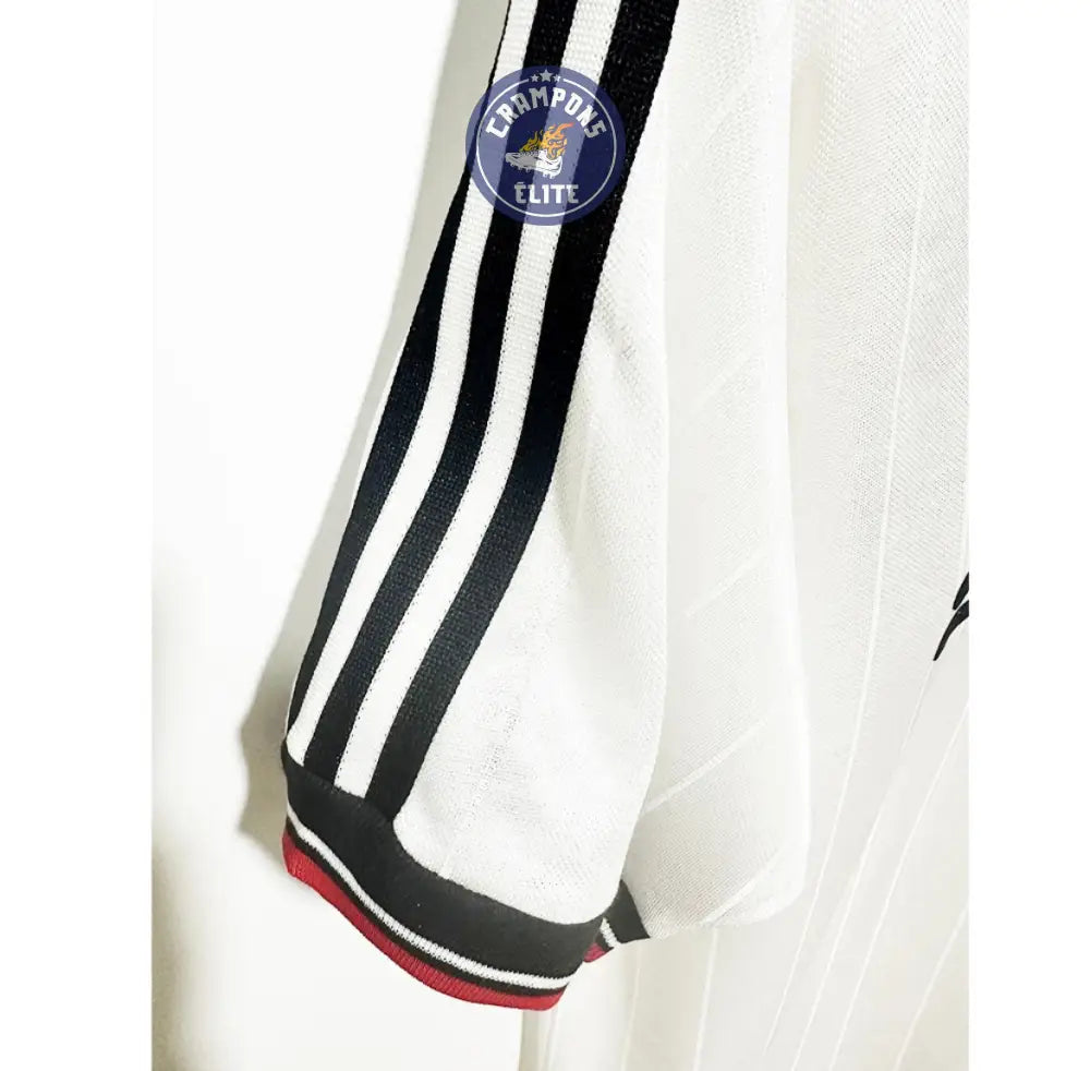 Image of Manchester United 1982/83 Extérieur