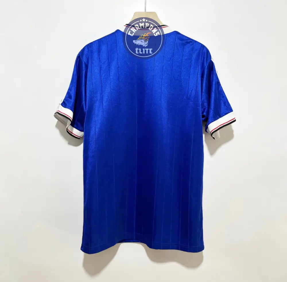 Image of Manchester United 1982/83 Third