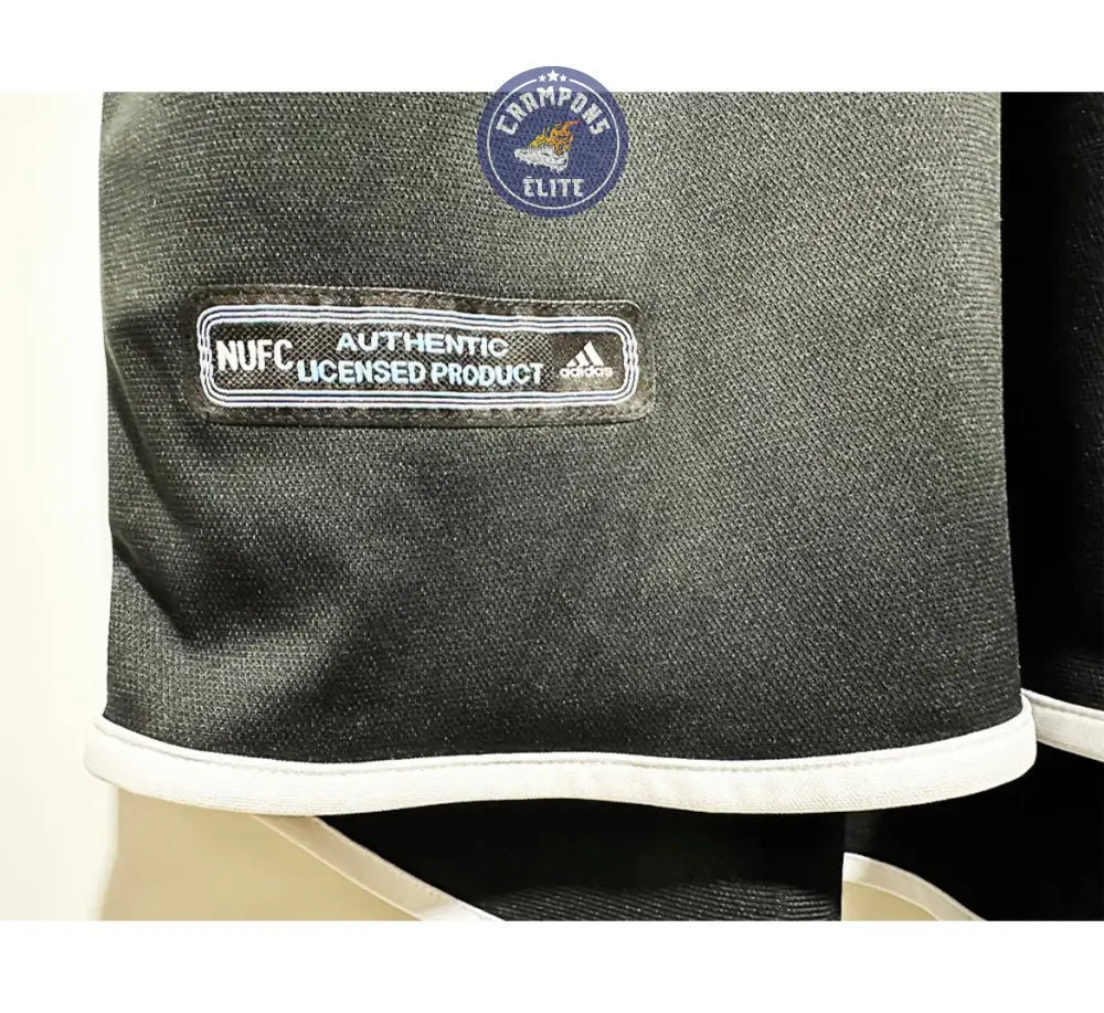 Newcastle 2000/01 Extérieur