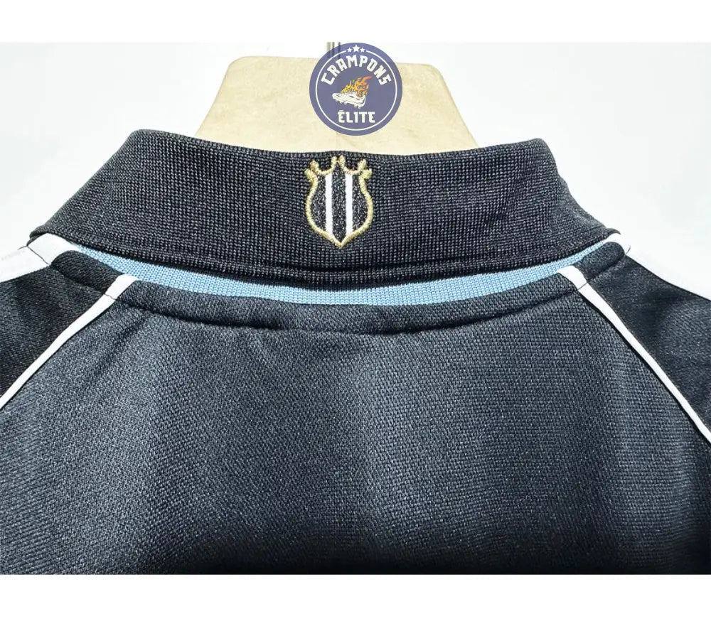 Image of Newcastle 2000/01 Extérieur