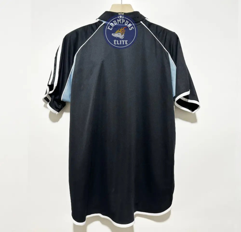 Image of Newcastle 2000/01 Extérieur