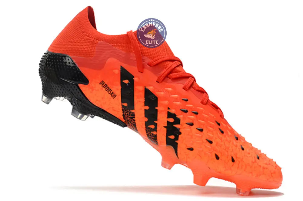 Image of Predator Freak Basse Lacets FG - Rouge/Noir/Orange