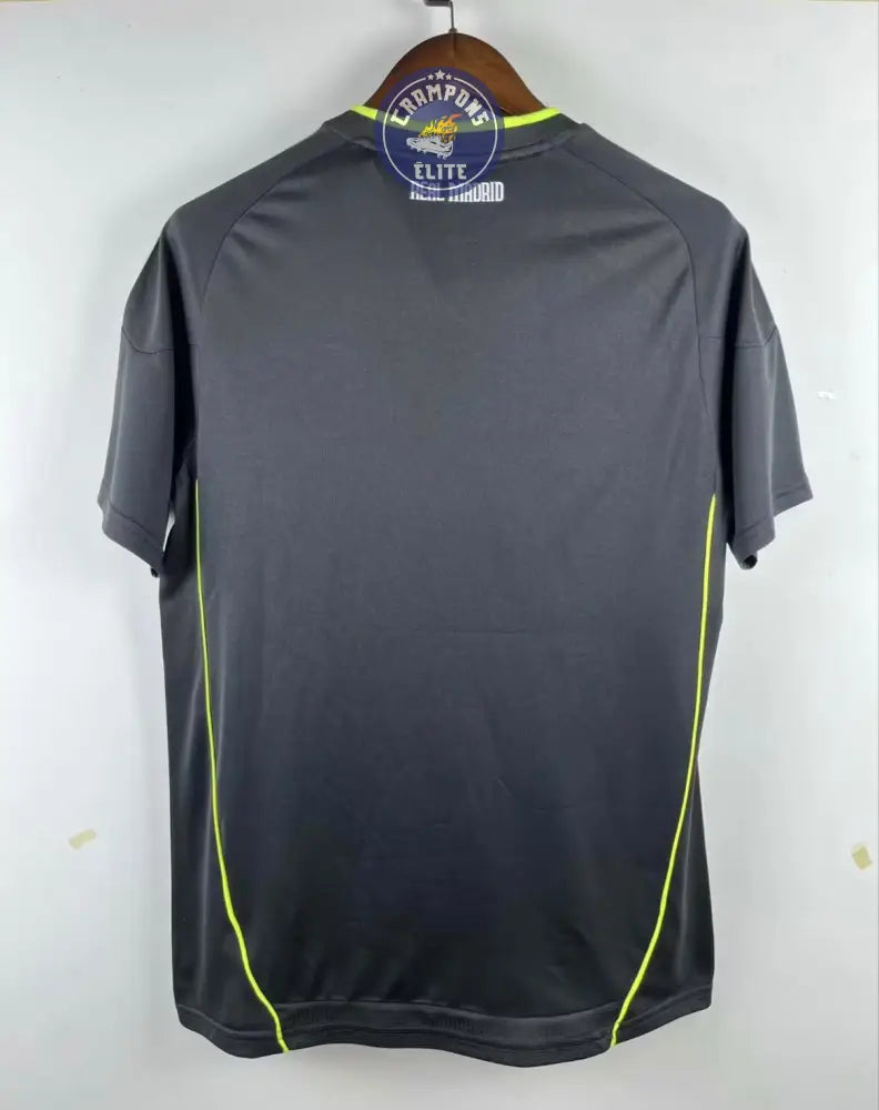 Real Madrid 2010/11 Extérieur