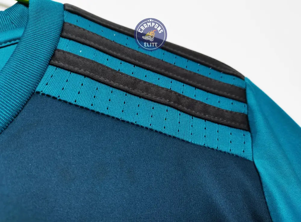 Image of Real Madrid 2017/18 Extérieur