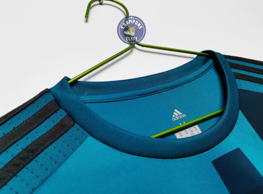 Image of Real Madrid 2017/18 Extérieur à manches longues